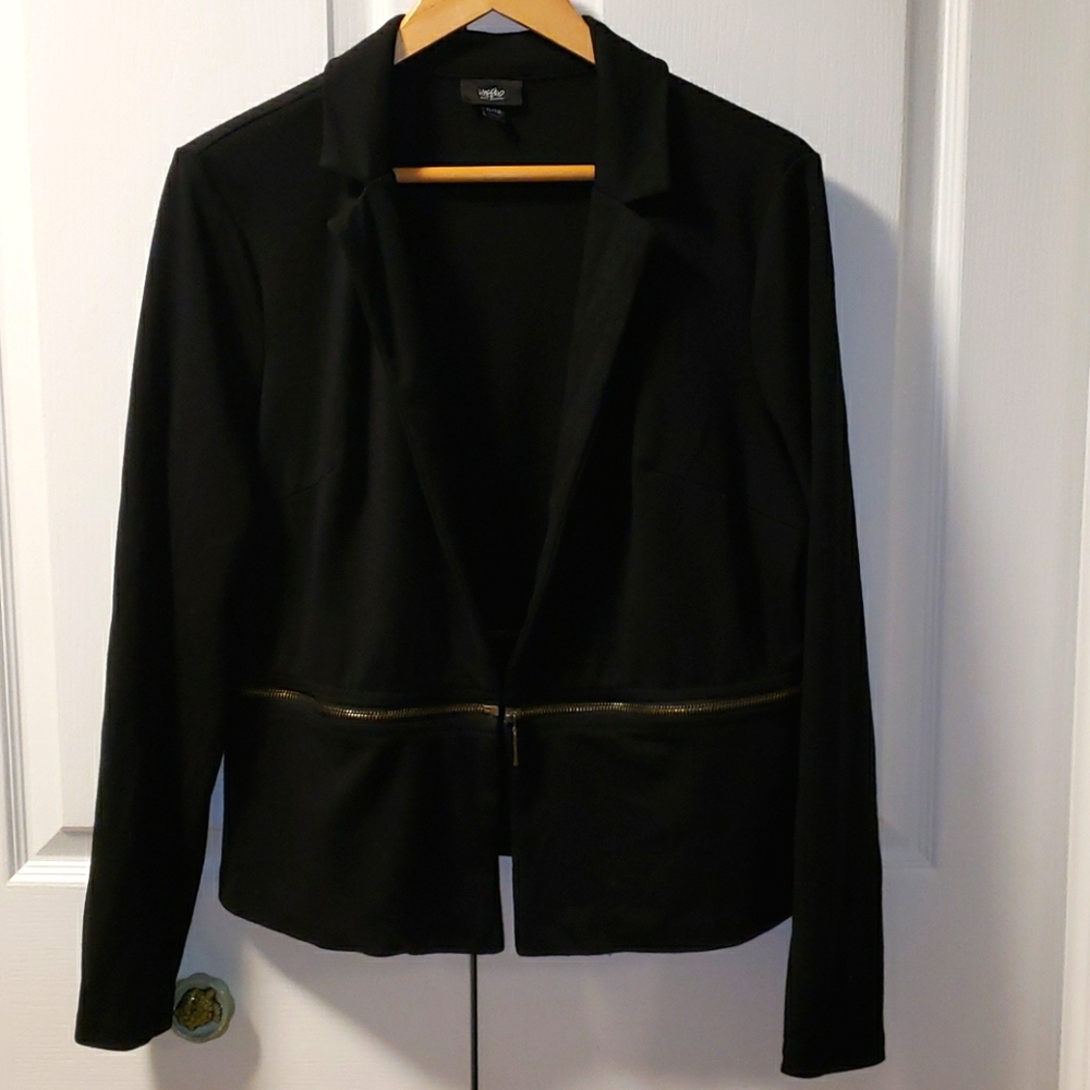 2/$15🦇 zippy blazer